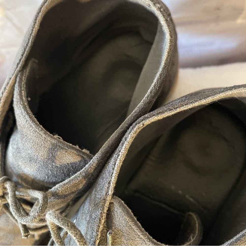 Men’s Suede Loafer Boot - Picture 4 of 6